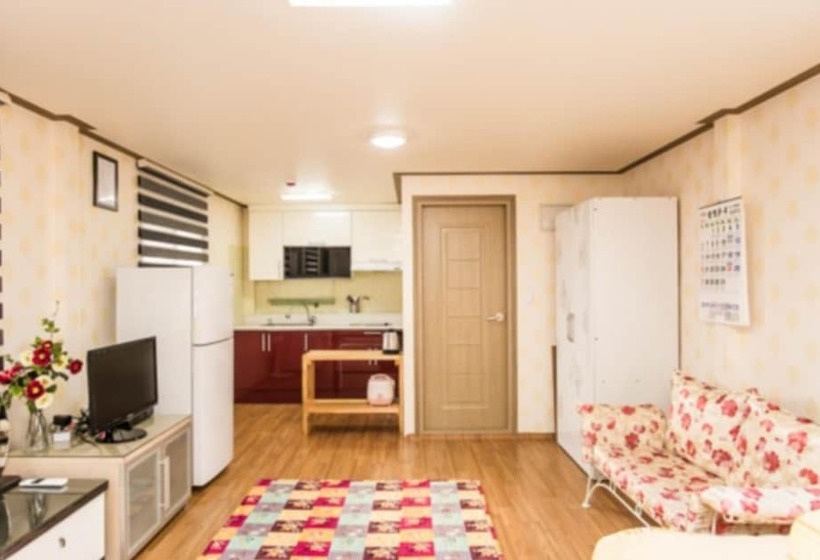 Taean Gold House Pension