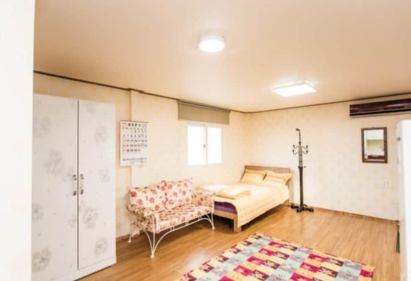 Taean Gold House Pension