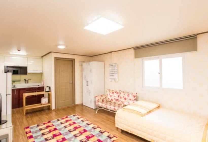 Taean Gold House Pension