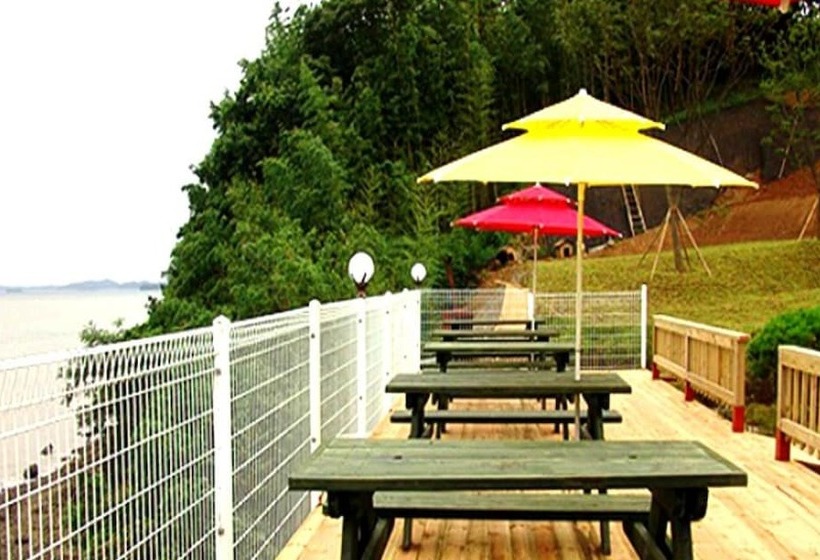 Taean  Grand Blue Pension