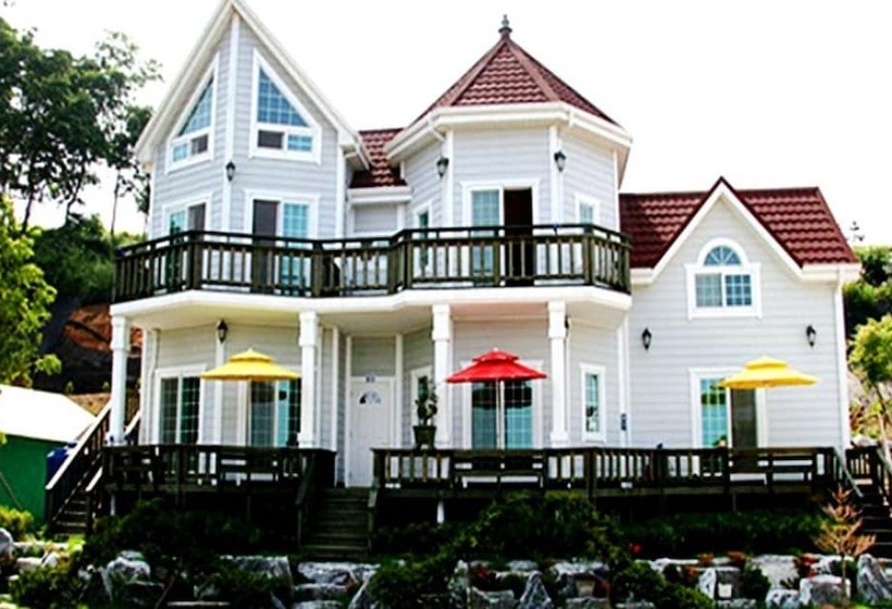 Taean  Grand Blue Pension