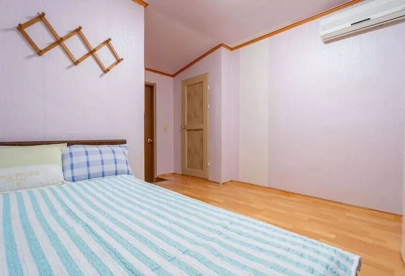 Taean Mammose Pension