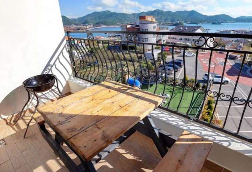 Tongyeong Haeorum Kids Pension