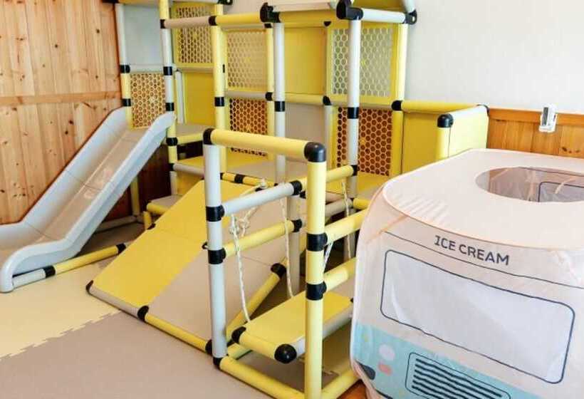 Tongyeong Haeorum Kids Pension