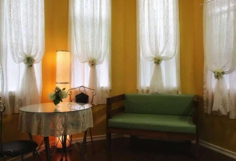 Yangpyeong 4hue House Pension