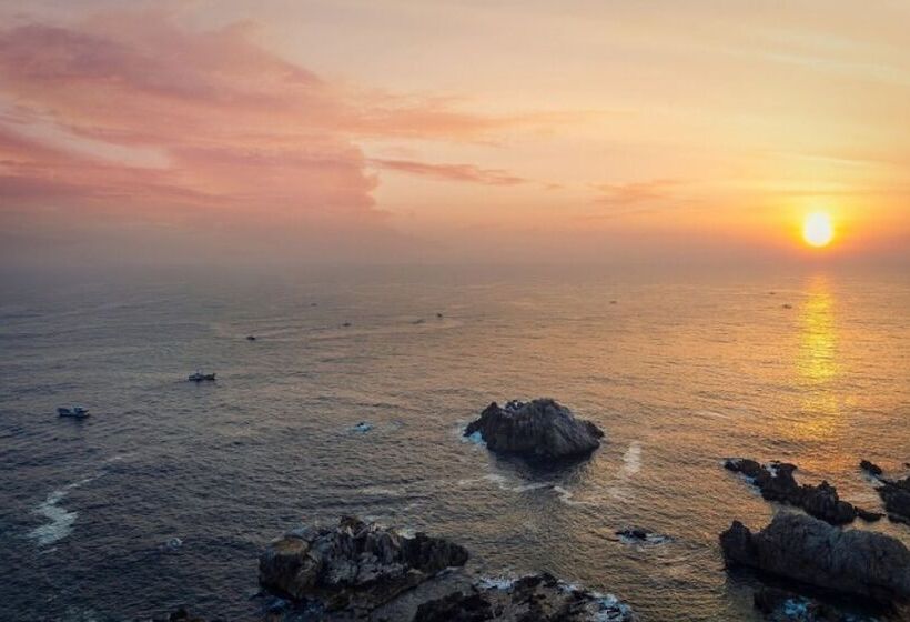 Yeongdeok Badahyang Pension