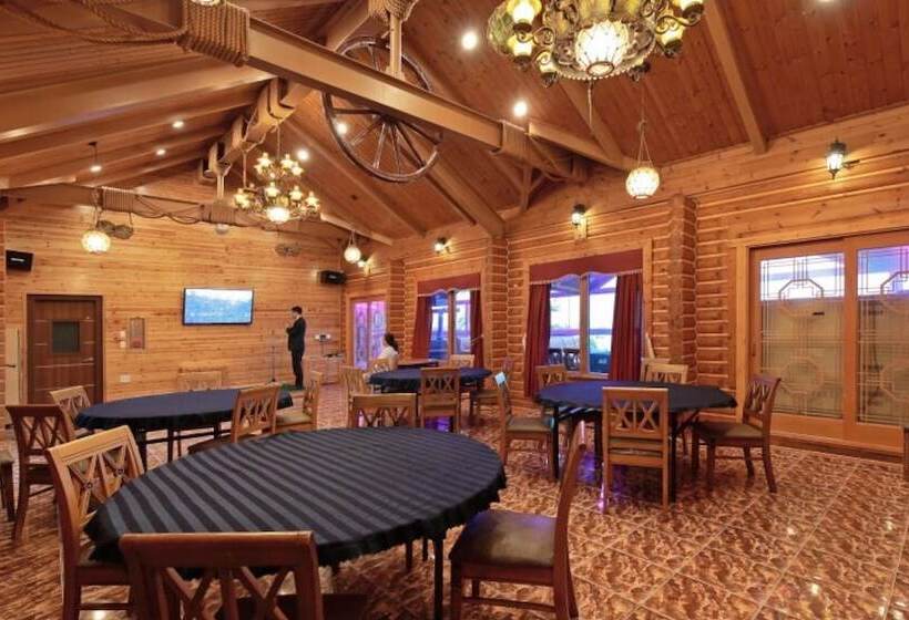 Yeongdeok Samsa Marin Village Pension