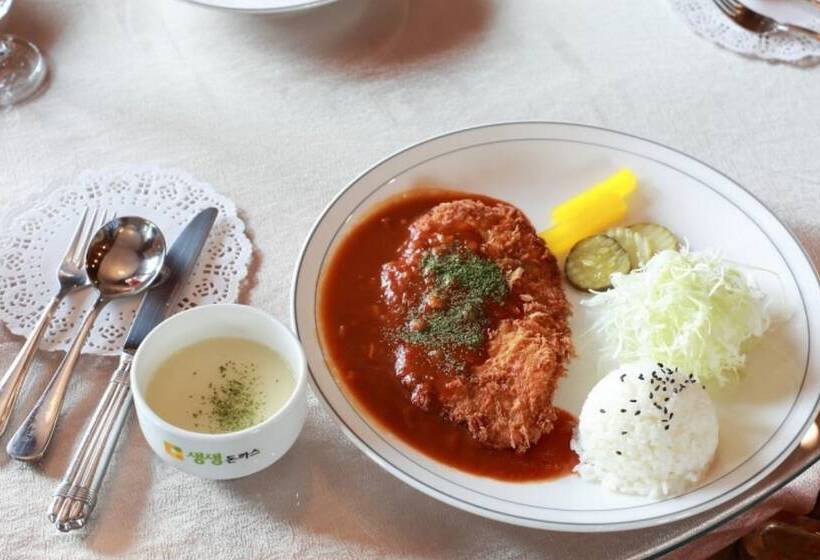 Yeongdeok Samsa Marin Village Pension