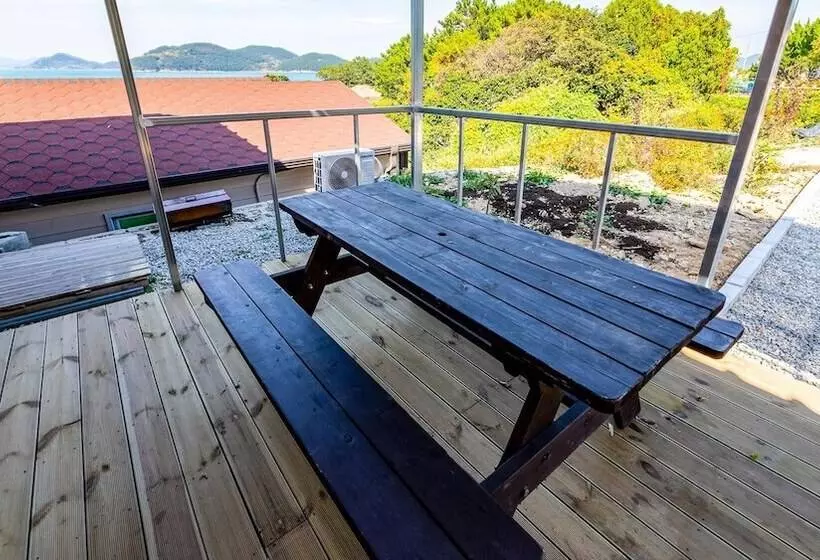 Yeosu Geumo Island Joy Pension