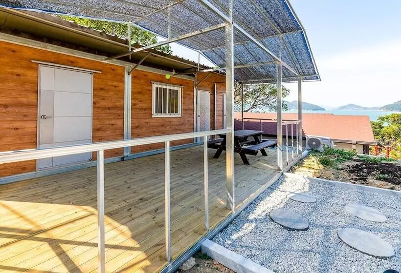 Yeosu Geumo Island Joy Pension