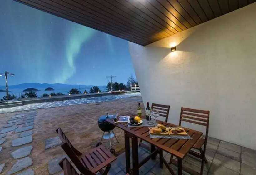Yeosu Milagro Ocean View Spa Pension