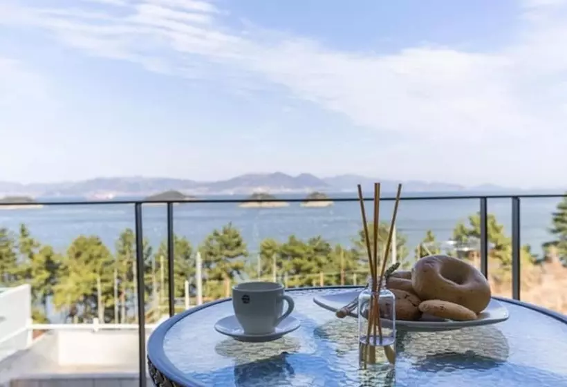 Yeosu Milagro Ocean View Spa Pension