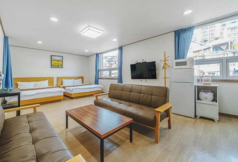 Yeosu Romance Night Sea Pension Resort