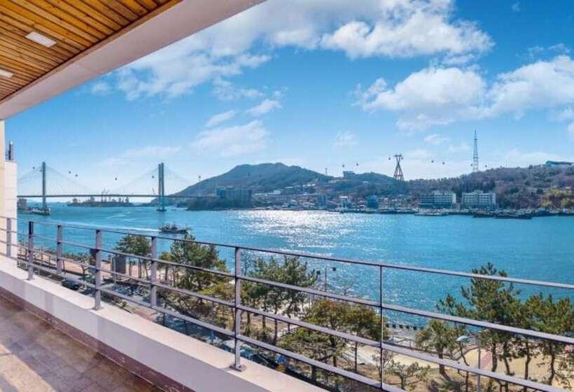 Yeosu Romance Night Sea Pension Resort