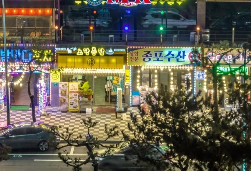 Yeosu Romance Night Sea Pension Resort