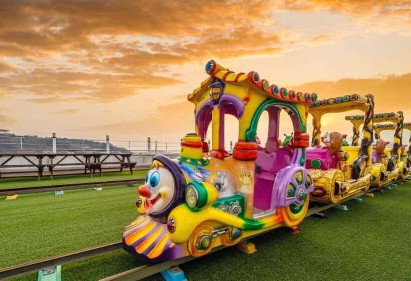 Yeosu Romance Night Sea Pension Resort