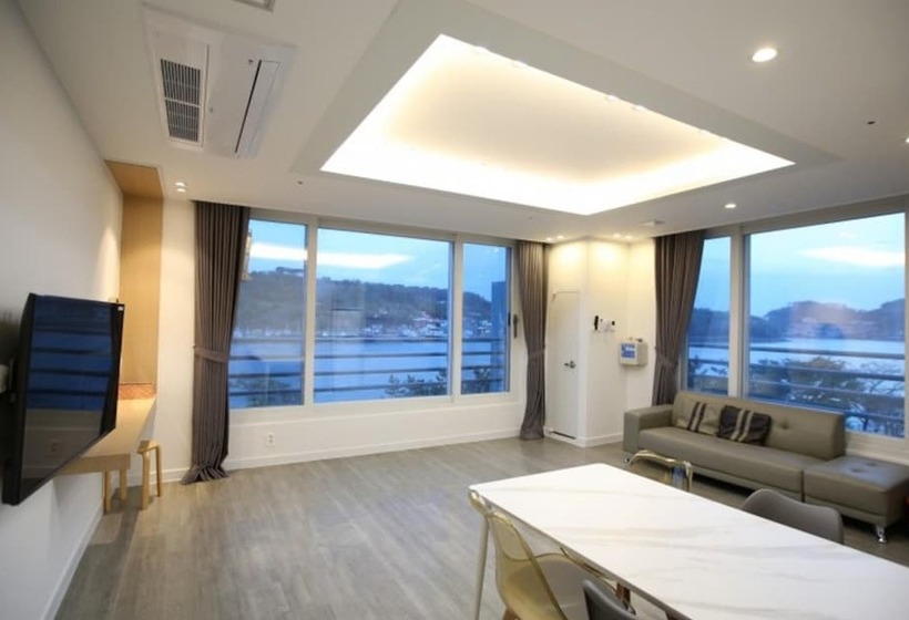 Yeosu Sun Beach Pension