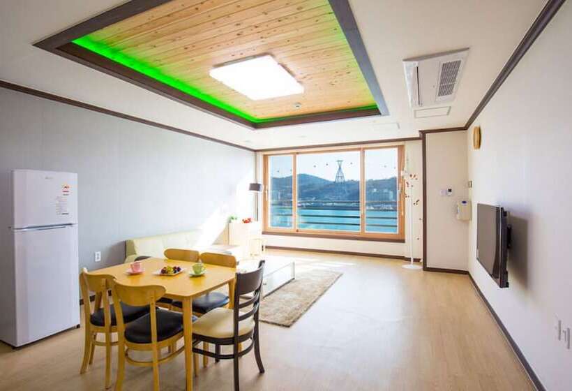 Yeosu Sun Beach Pension