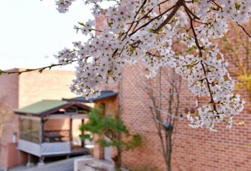 Yesan Jeongdaun Pension