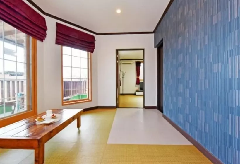 Yesan Jeongdaun Pension