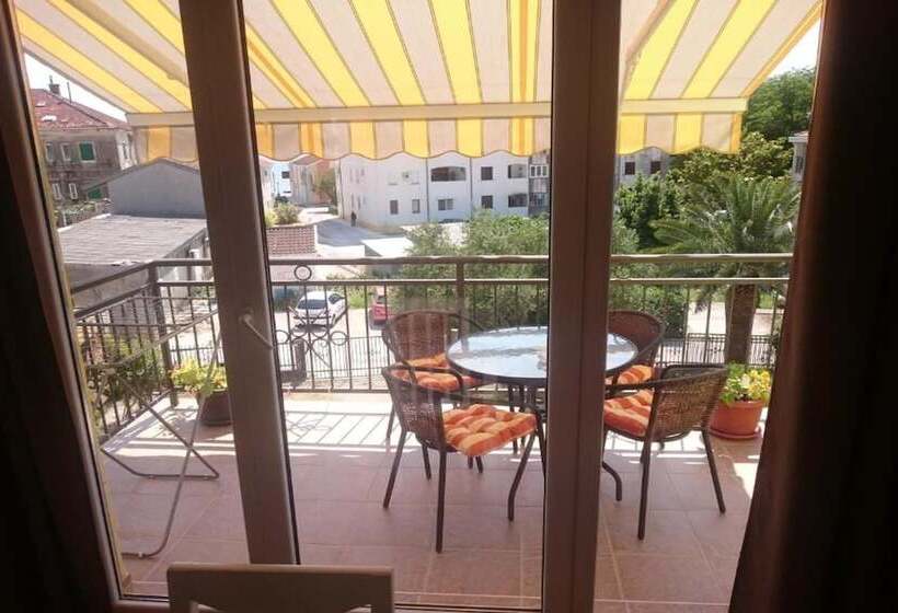 Apartments Olga Tivat