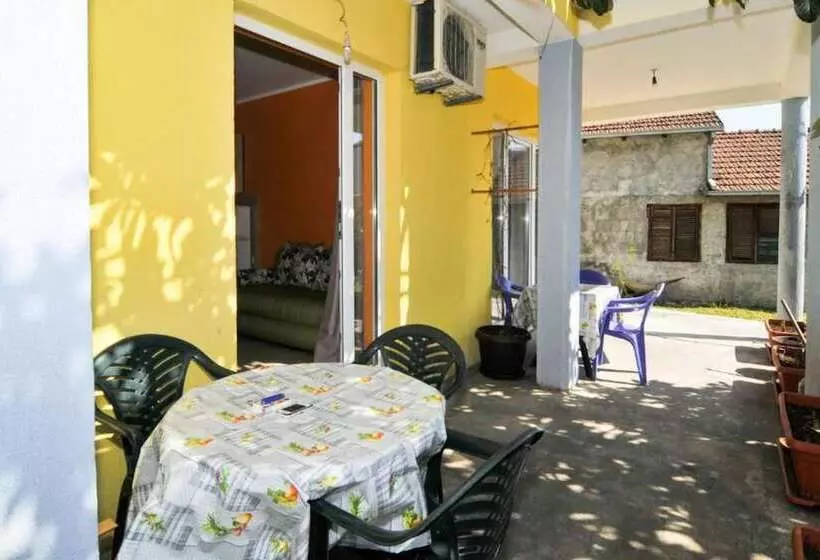 Apartments Olga Tivat