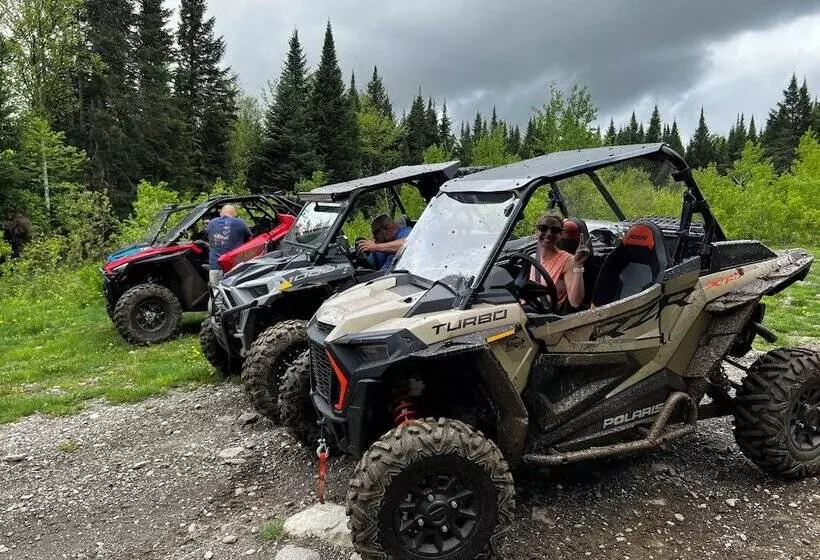 Back Lake Lodges Moose Tracks Cabin