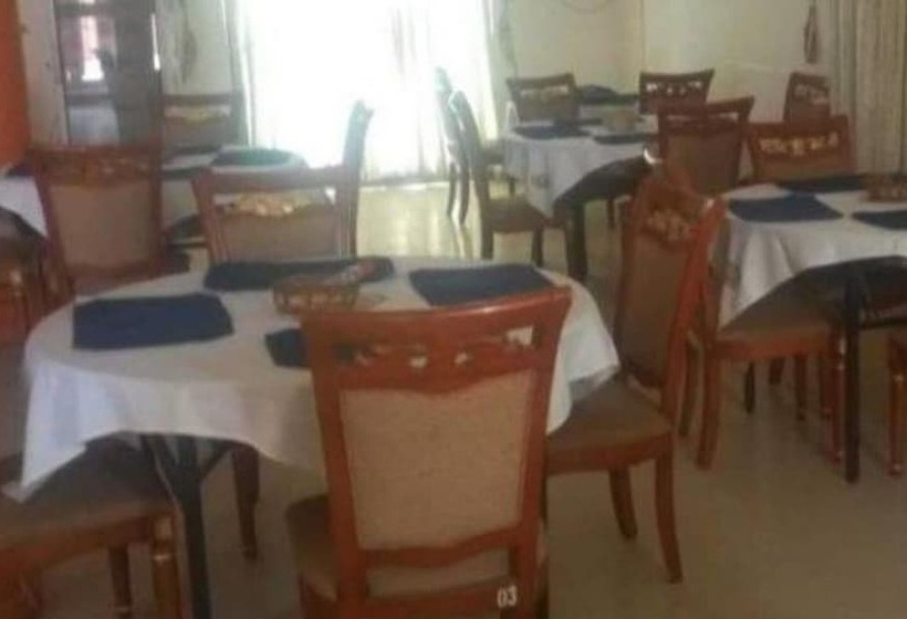 Bigiza Court Hotel Standard