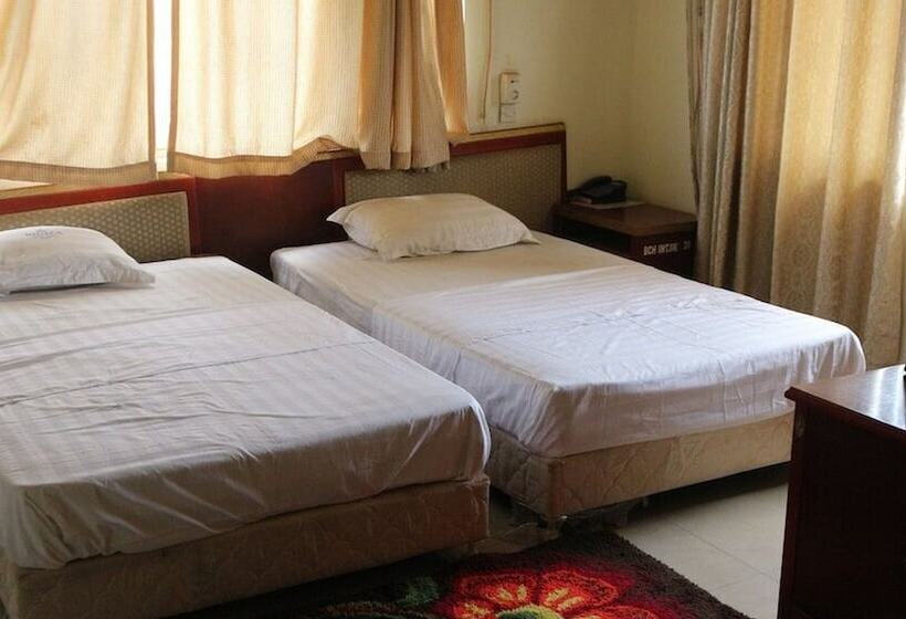 Bigiza Court Hotel Standard