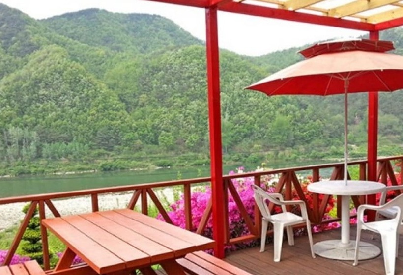 Danyang Fragrant Tree Pension