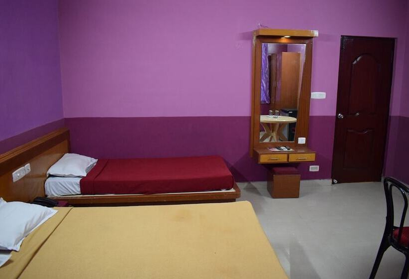 Hotel Amutham Residency