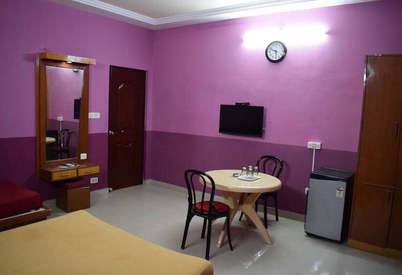 Hotel Amutham Residency