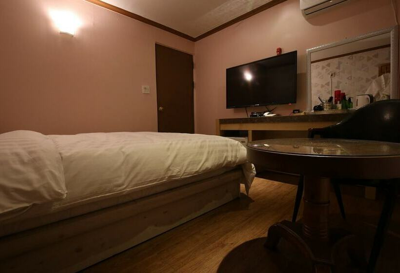 Hotel Boeun Kkumui Gungjeon