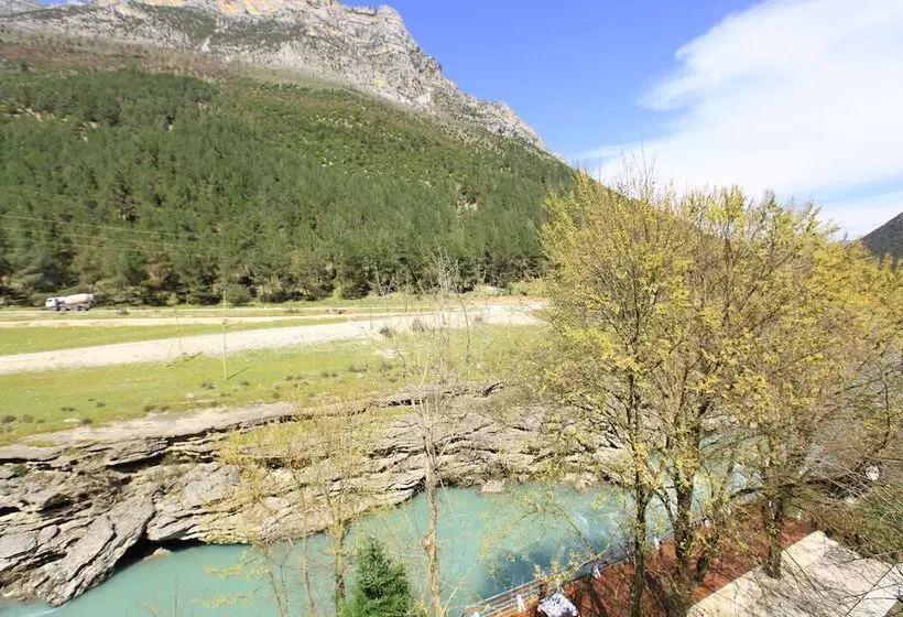 ホテル Gryka E Kelcyres