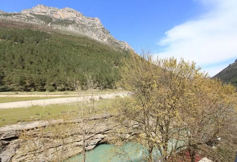 ホテル Gryka E Kelcyres