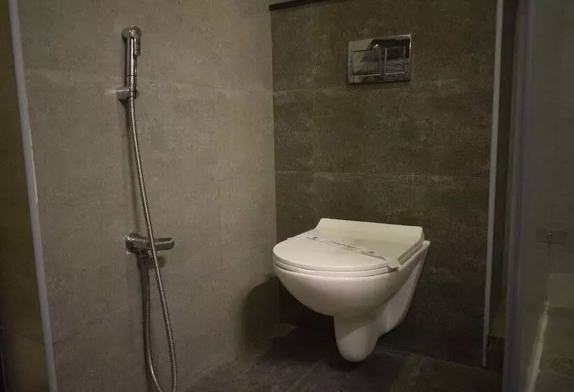 ホテル Kumaran Residency