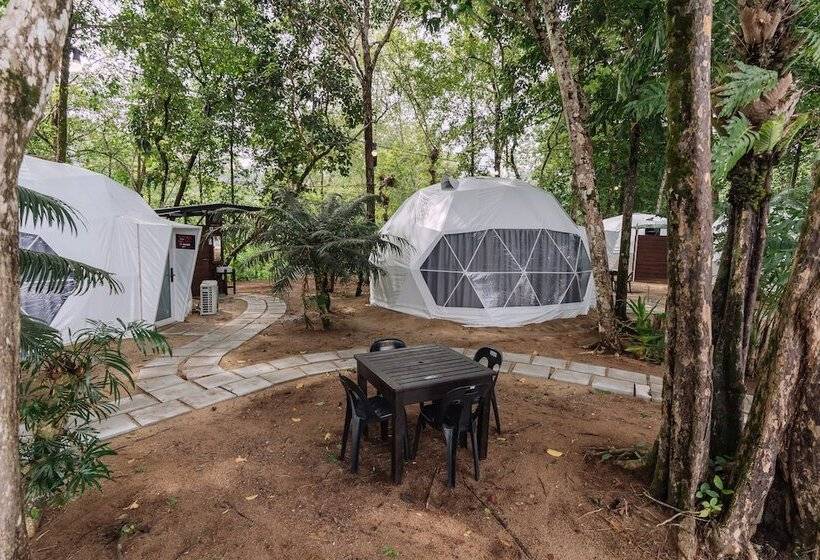 Hotel Roxy Telok Serabang