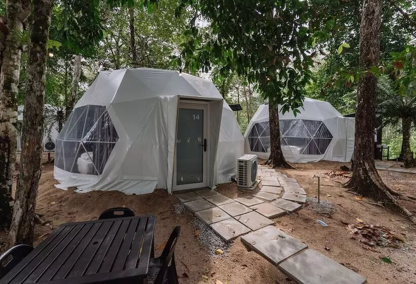 ホテル Roxy Telok Serabang