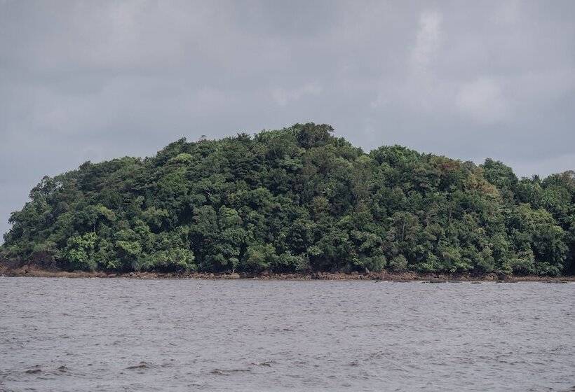 Hotel Roxy Telok Serabang