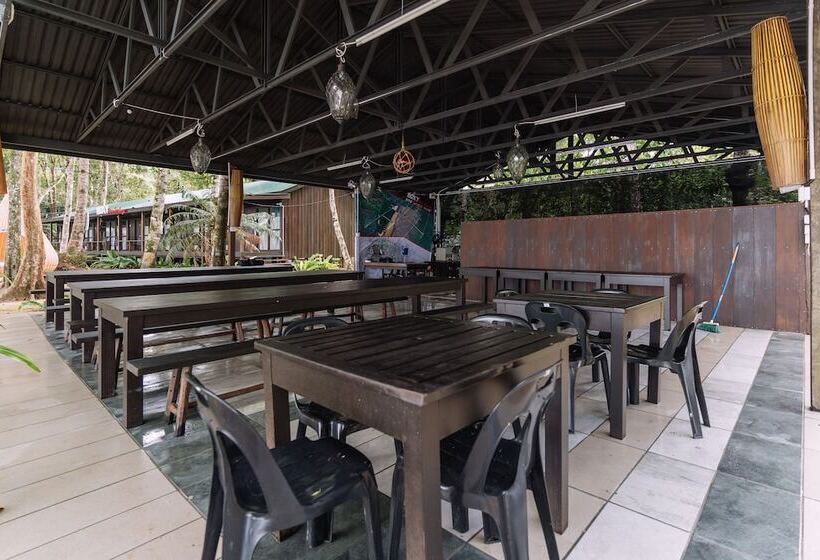 Hotel Roxy Telok Serabang