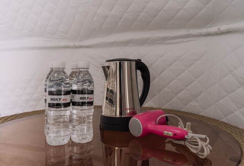 Hotel Roxy Telok Serabang