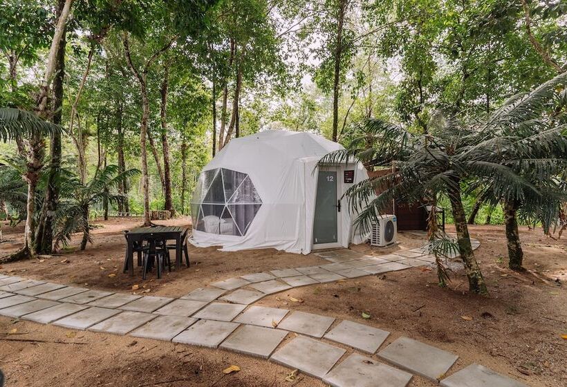 Hotel Roxy Telok Serabang