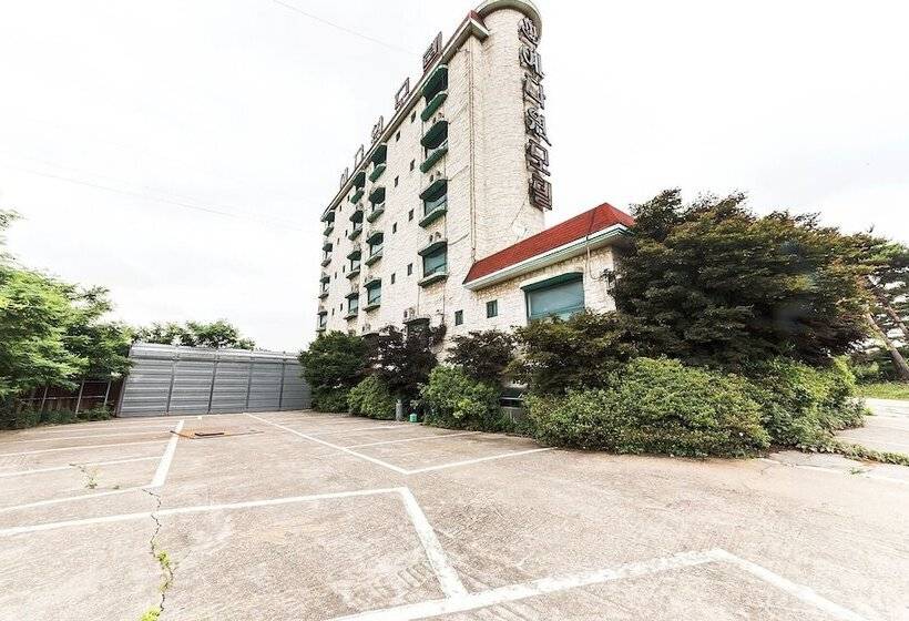Hwaseong Yedawon Motel