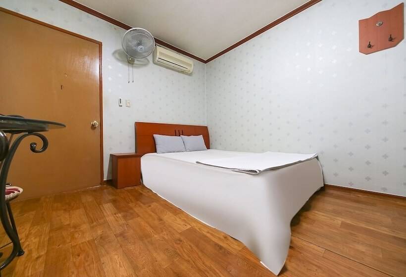 מוטל Andong Samsung