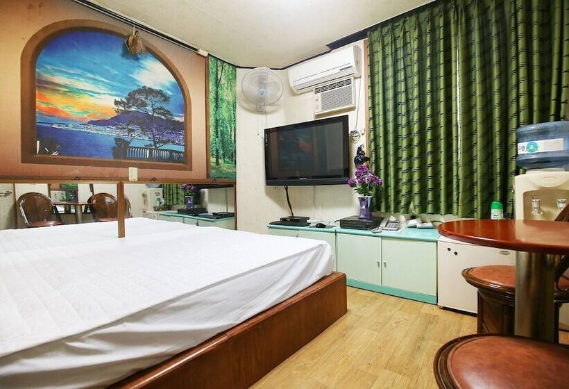 Motel Cheongju Opera