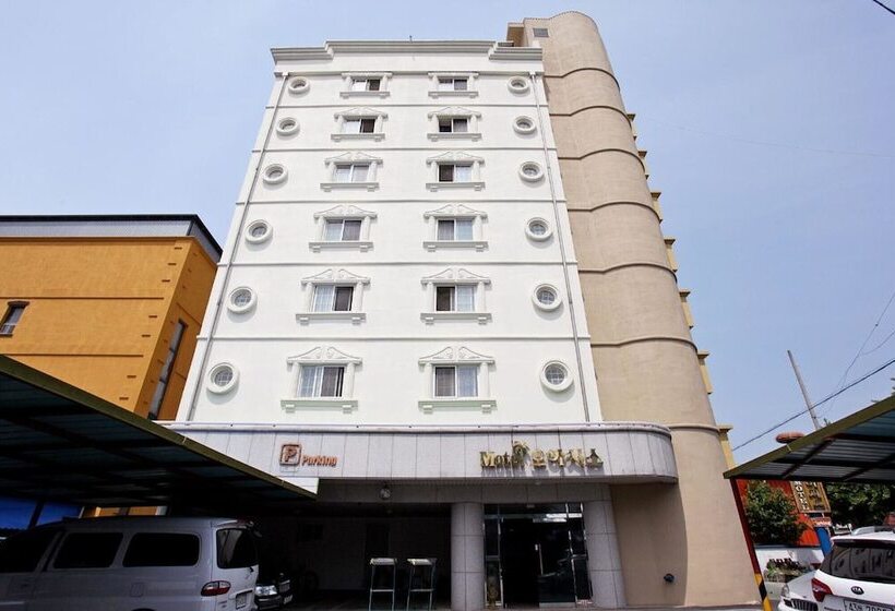 Motel Chungju Oasis