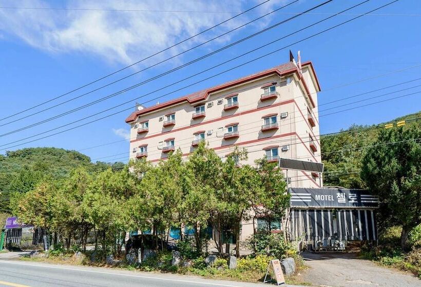 Motel Hongcheon Cello