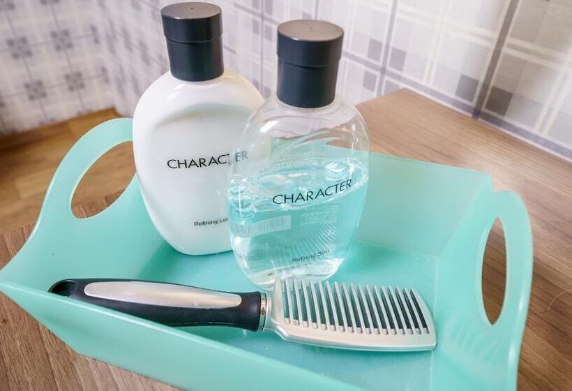 Motel Hongcheon Cello