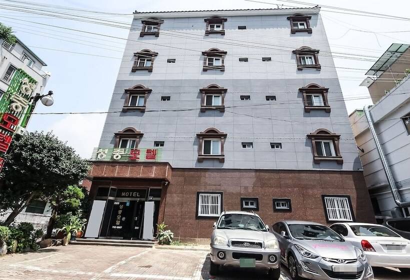 Motel Jinju Seongju