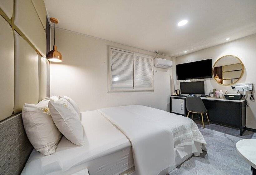 モーテル Osan Seven